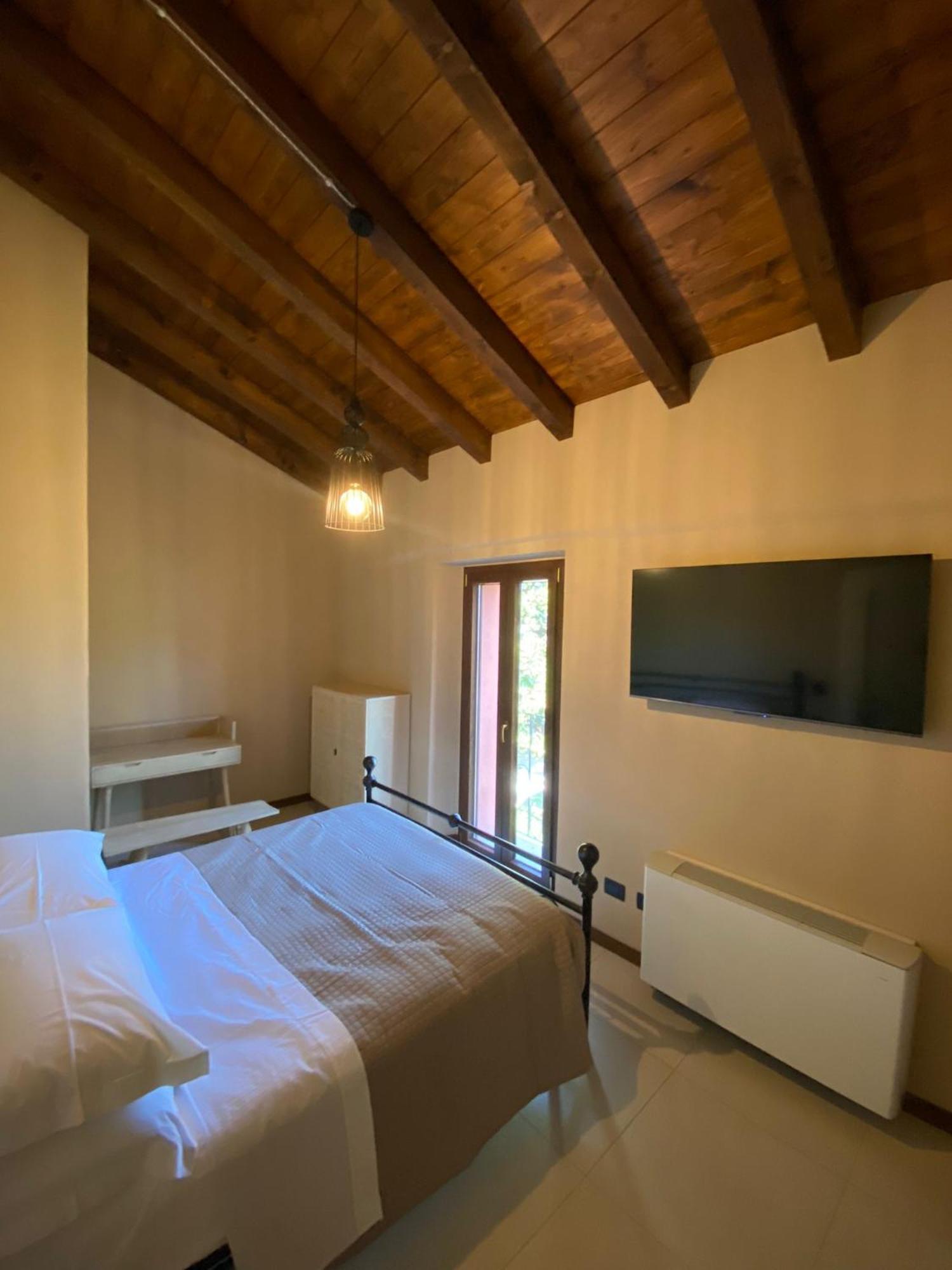 Agriturismo Pizzavacca Villanova sull'Arda Exterior foto